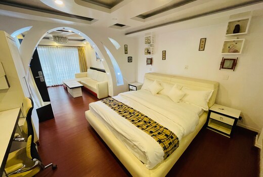 Hotel M Square
