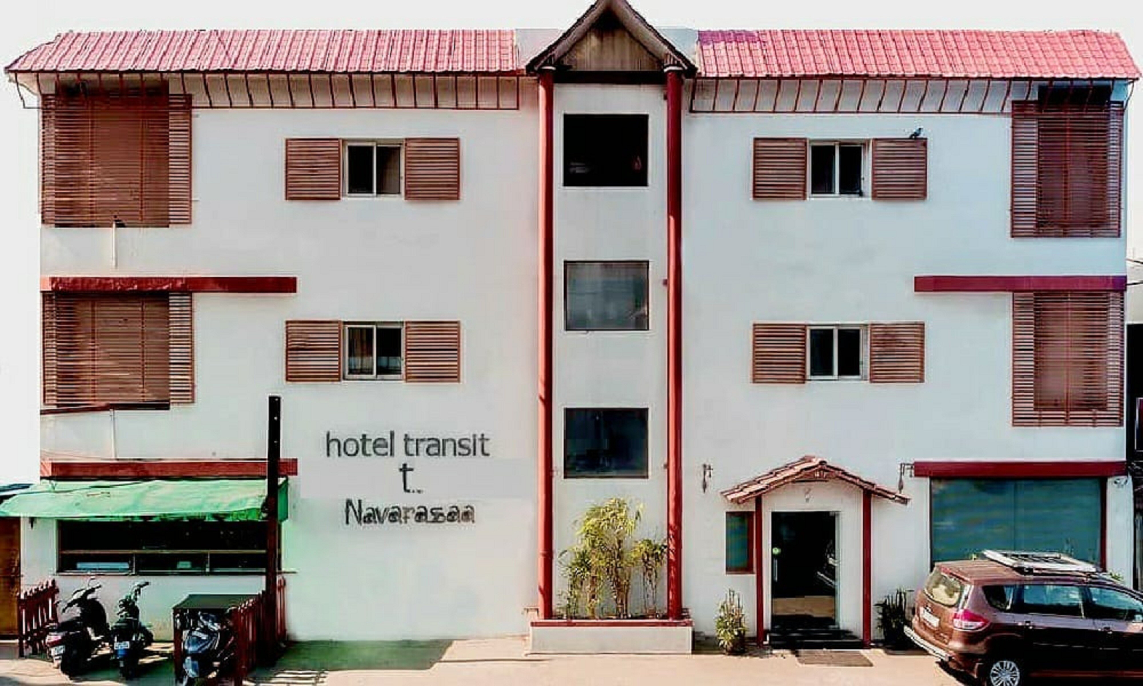 Hotel Transit