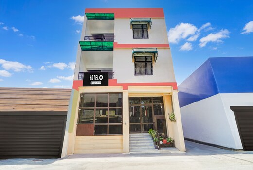Super Hotel O Tyagi Road Near Prince Chowk Formerly Hotel Prabhu