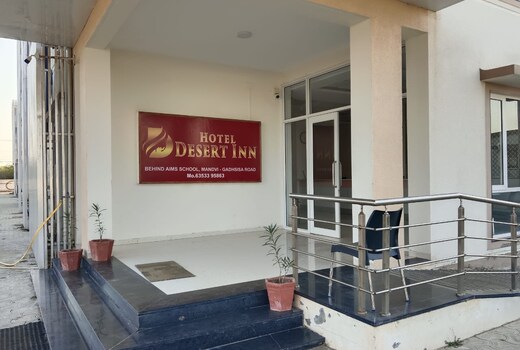 HOTEL DESERT INN