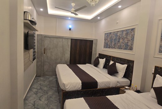 Hotel Triveni Kalash