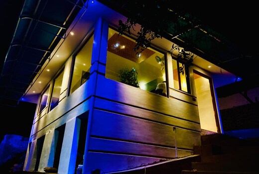 Shishiram Luxury Cottage