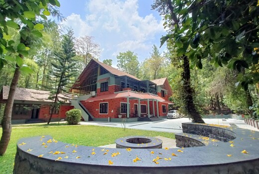 Adrak Mountain Mist Forest Resort