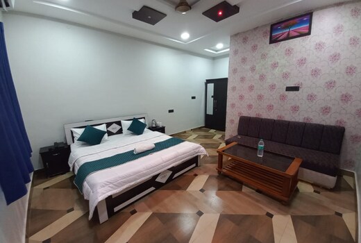 Hotel Prem Ratan Palace and Resort