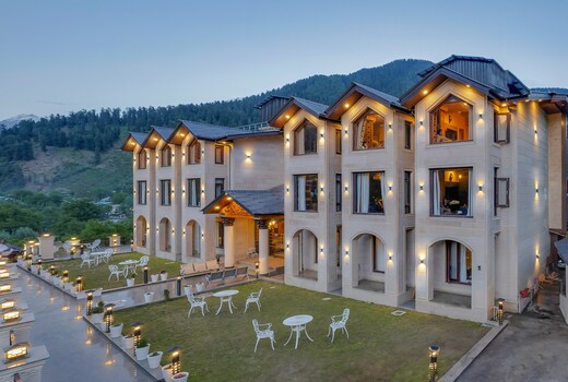 Pahalgam Hill Side Resort & spa