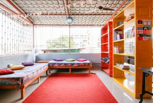 Cohostel