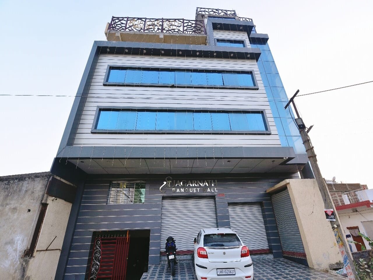 Sri Jagarnath Hotel & Banquet