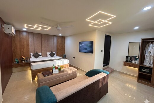 HOTEL MANOJ