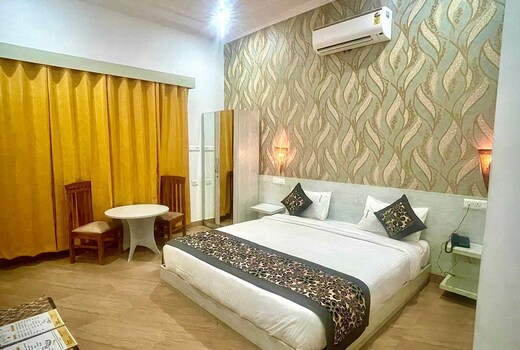 La Curcuma Homestay Khajuraho