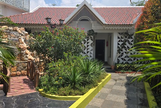 Binary Exotica Luxury Resorts