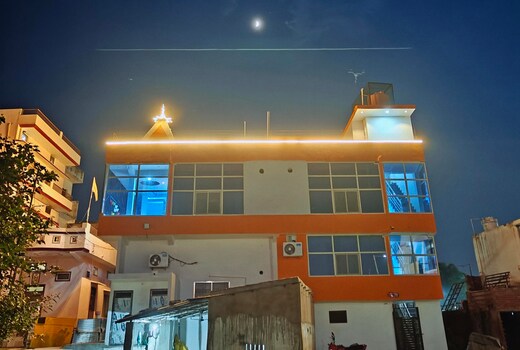 Y.A.S.H. Dham