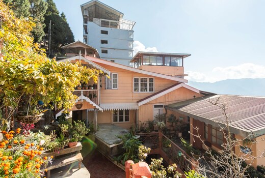 Little Singmari Homestay Near St Josephs College