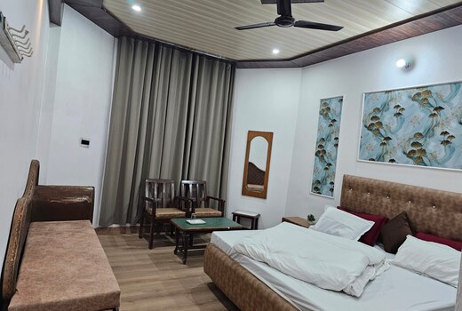 Chauhan Annexe