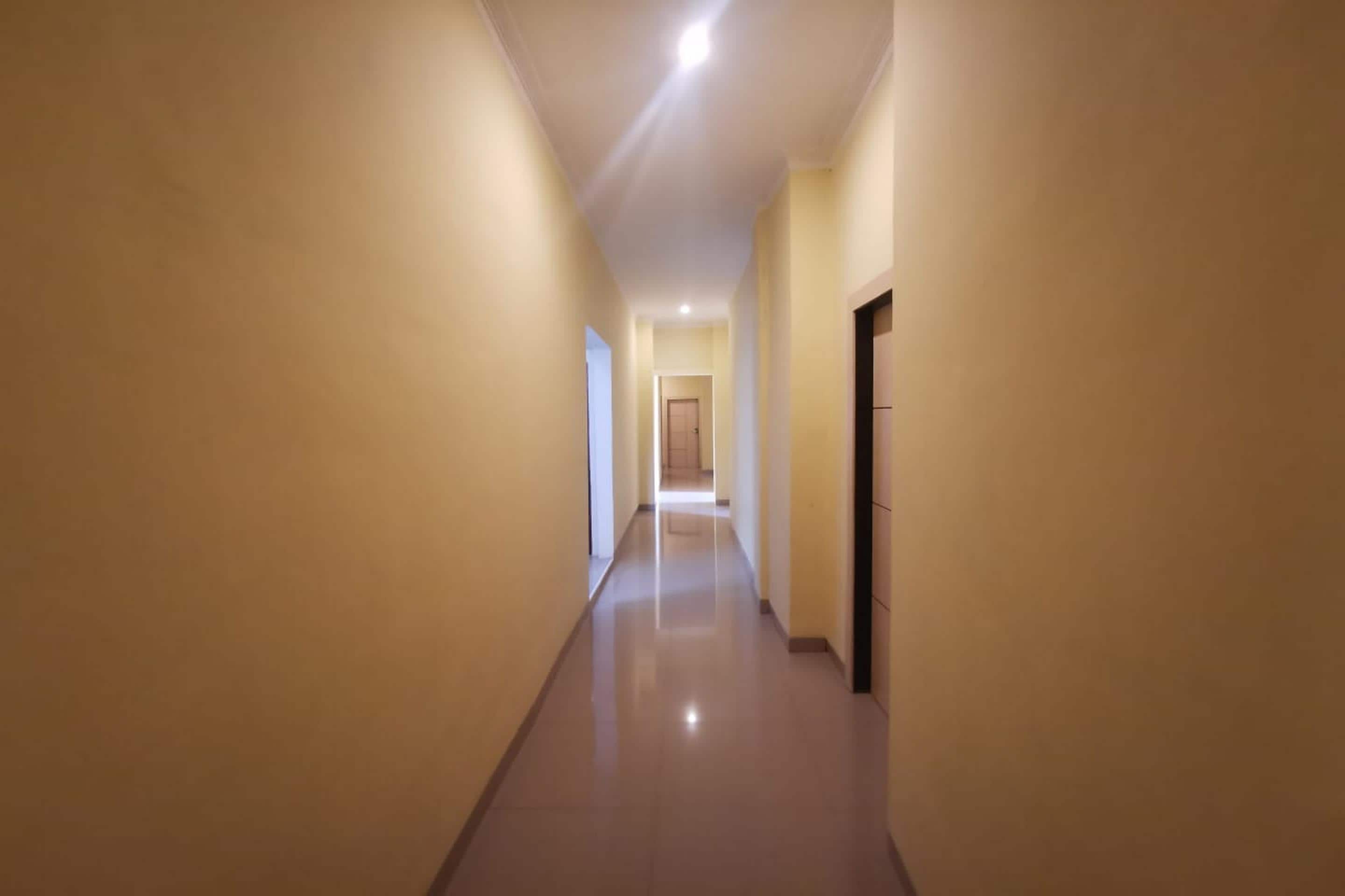 Hotel O Majest