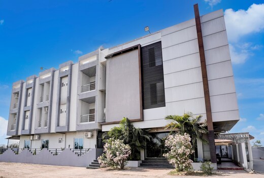 Hotel Ambika, Vadodara