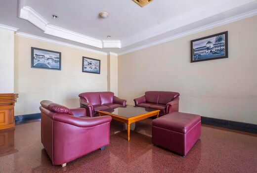 Super OYO Collection O 25 Hotel Baltika