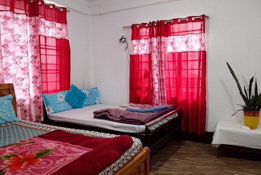 Kelsang Homestay Delo