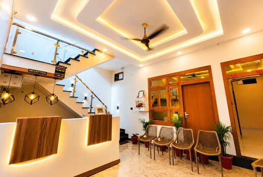 Shivam Palace Ayodhya / Ram Mandir Walking Distance