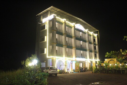 Hotel Kavijay Sea View & Spa