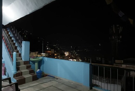 Hill Top Homestay