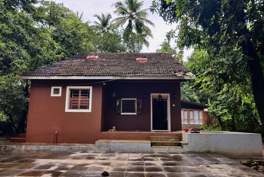 BY THE BAY Ratnagiri Beach Home Stay