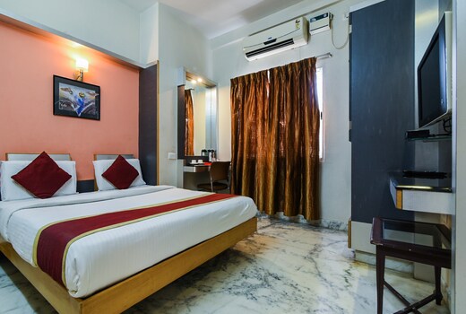 Hotel Manasa Paradise