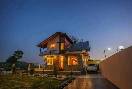 3BHK Villa Private Pool Lawn Gym Silver Steps