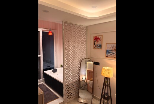 The Destiny stays Jacuzzi Sky View 1 Room