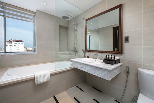 The Q Hotel Hanoi
