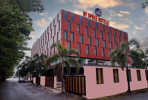 Zip By Spree Hotels Surat