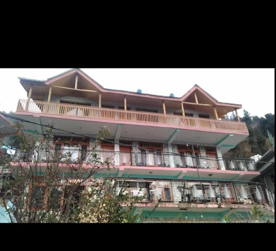 Taj Guesthouse