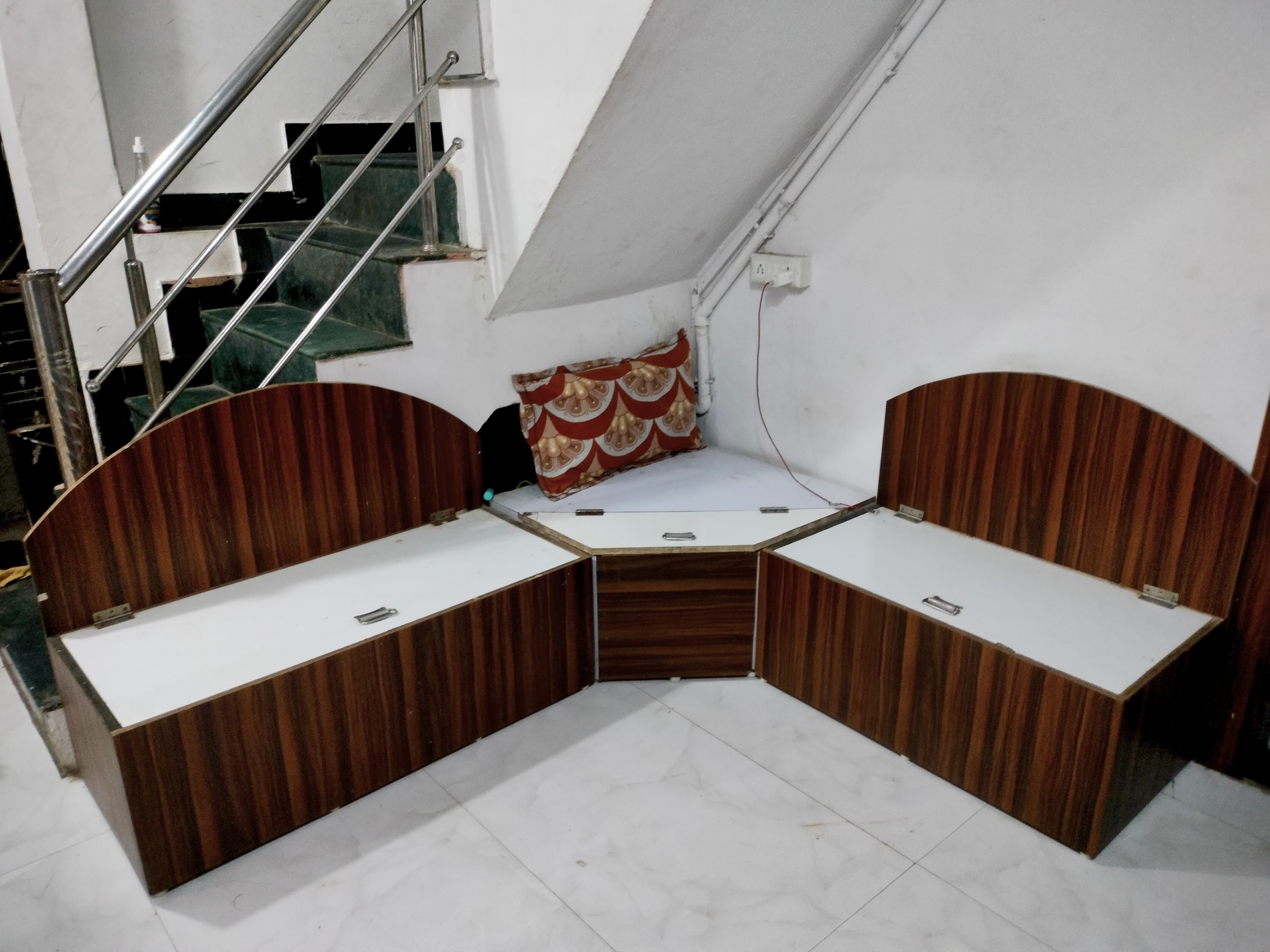 hotel Jagdamb