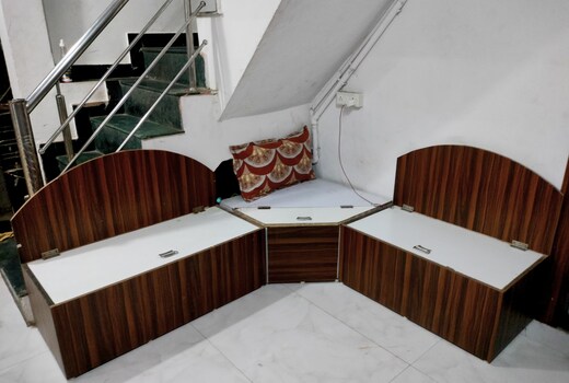 hotel Jagdamb