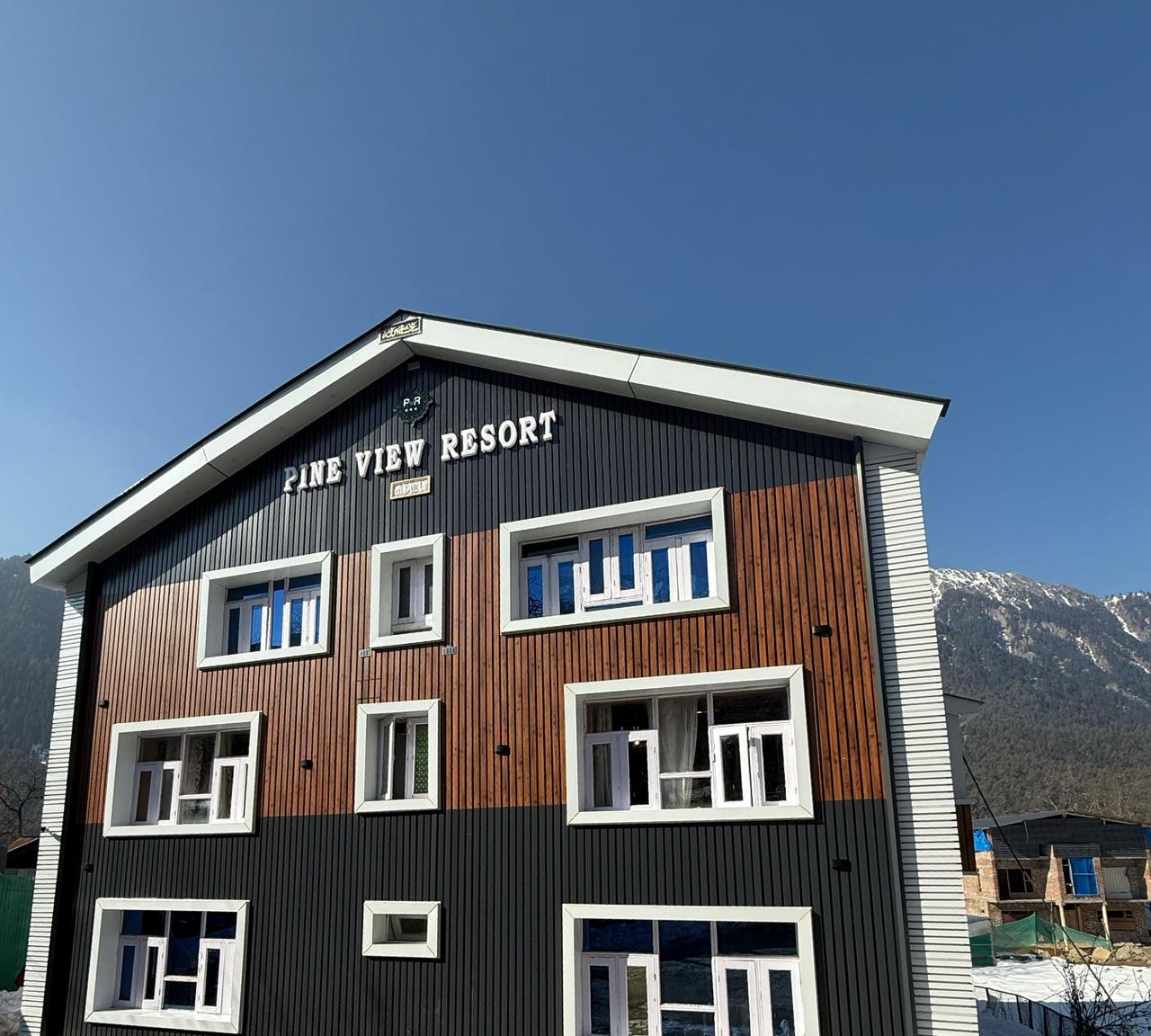Pine View Resort