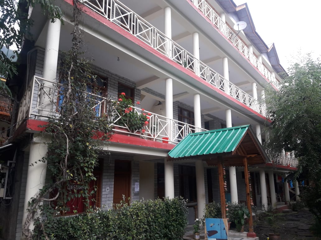 Hotel Manu Guest House