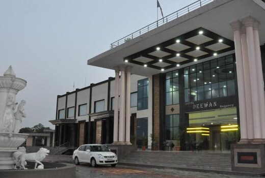 Hotel Deewan Regency (110 kms from Jaipur)