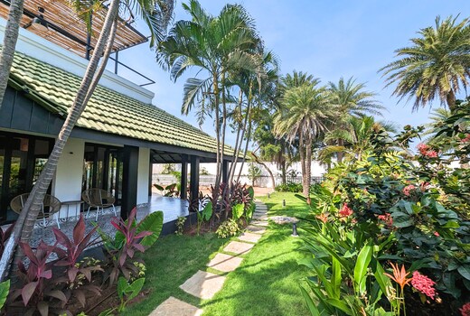 Cove - A LuxUnlock Private Villa