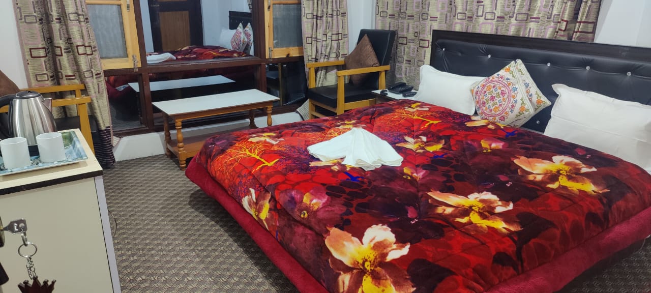 Hotel Neelgagan