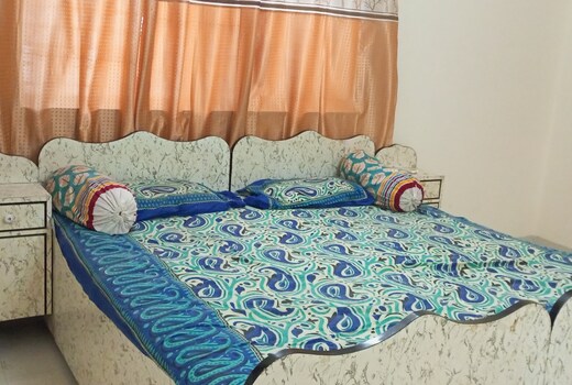 Madhav Bungalow ONLY FAMILY