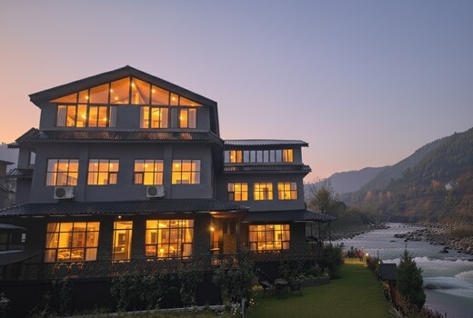 Fresh Water Resort (River Front)
