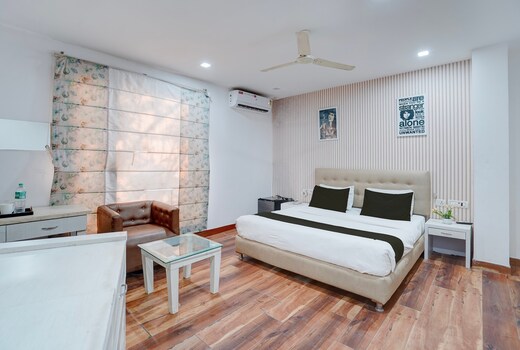 Super Townhouse T Block Sector 24