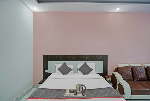 Hotel O Rajvanshi Paradise