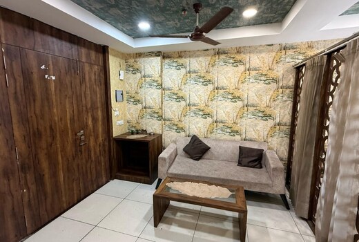 Budget Inn