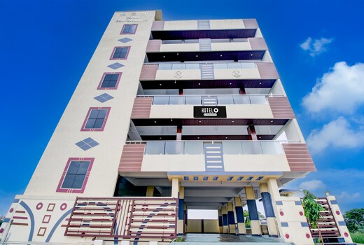 Hotel O Ramavarapadu Near PVR Icon