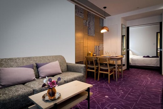 Hotel Purple