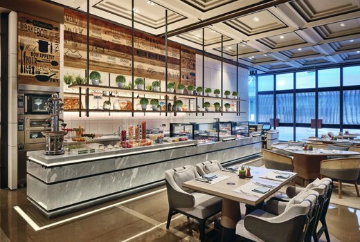 InterContinental Hotels XI'AN NORTH, an IHG hotel