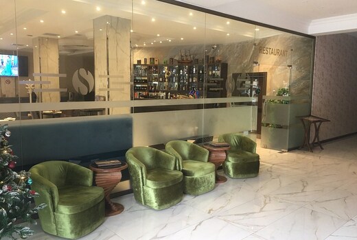 Supreme Hotel