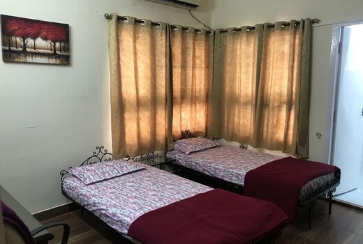 HomeStays Capernaum