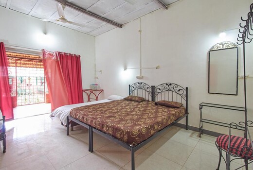 Hornbill Deluxe Hill Resort