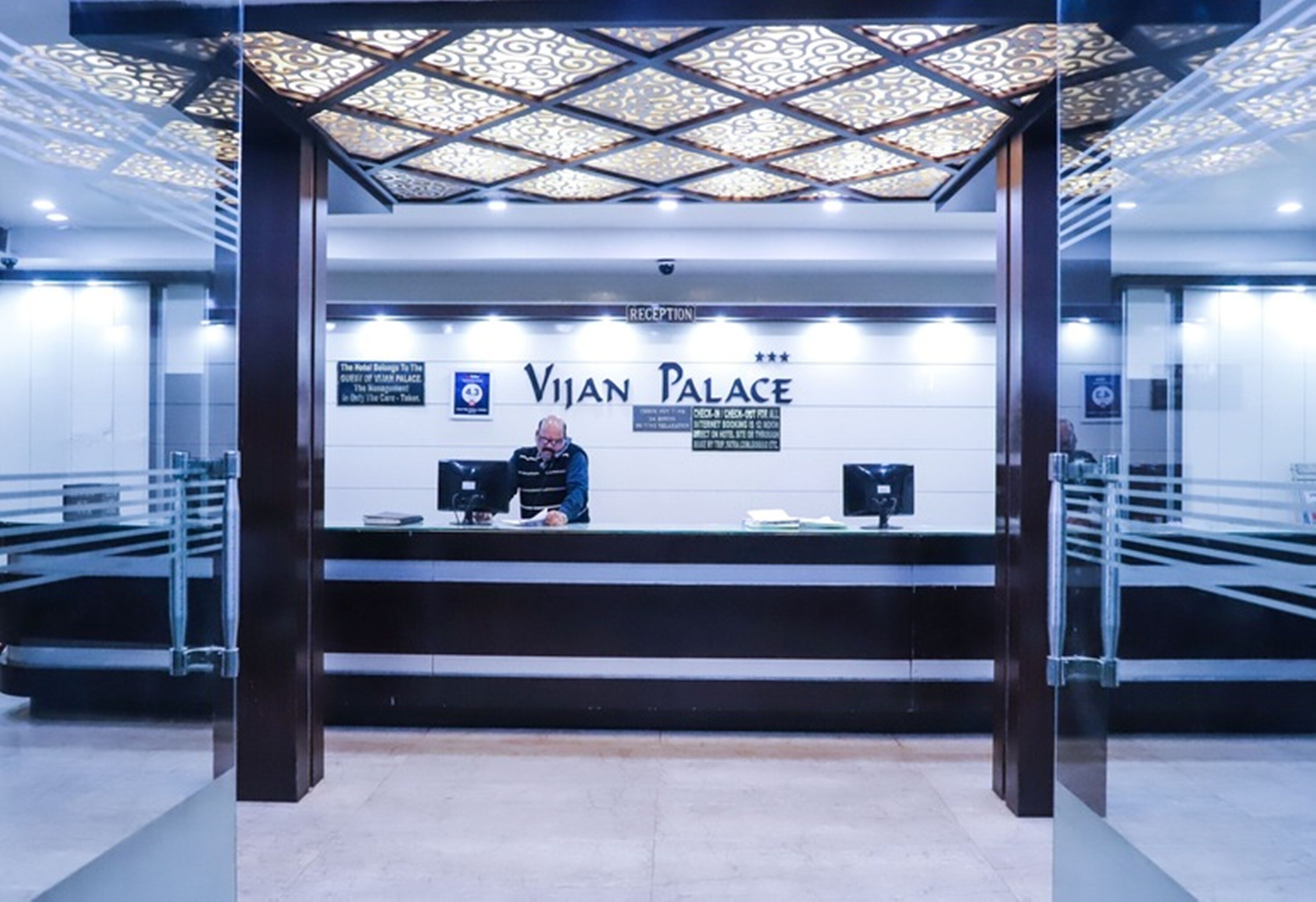 Hotel Vijan Palace
